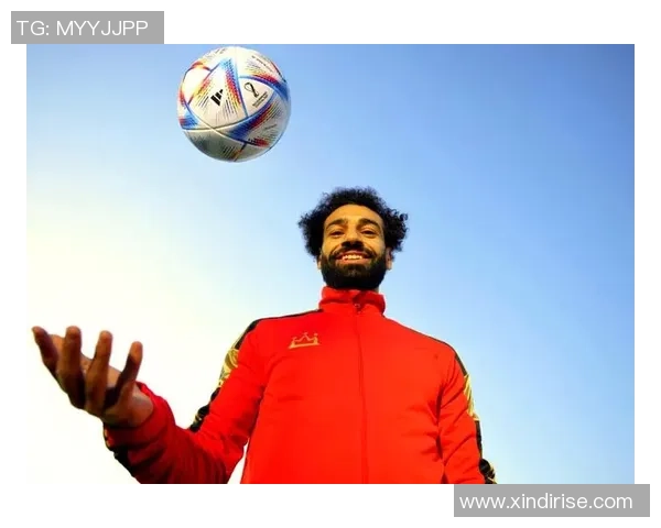 阿迪达斯足球裤子助你提升场上表现尽显运动风采